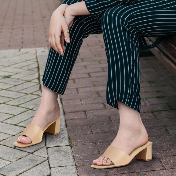 Women's Cream Low Chunky Block Square Open Toe Heeled Sandal Slip on Mules Shoes - Picture 2 of 5